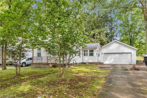 3607 Sanford Avenue, Stow, OH, 44224 | Card Image