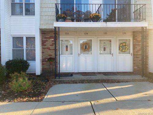 133-75 Rocky Point Yaphank Rd, Rocky Point, NY, 11778-8442 | Card Image