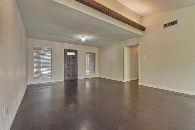 29318 Waltham St, House other with 3 bedrooms, 2 bathrooms and 2 parking in Spring TX | Image 7