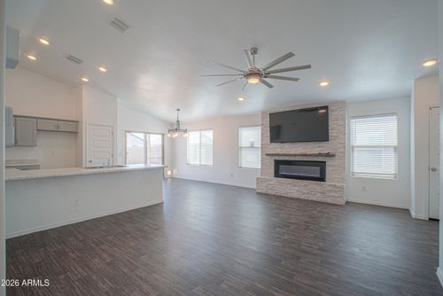 961 W Prior Ave, Coolidge, AZ, 85128-3868 | Card Image