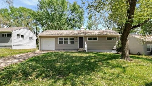11427 Richmond Ave, Kansas City, MO, 64134-3552 | Card Image
