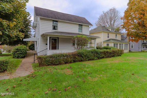 925 W W Clara Street, Houtzdale, PA, 16651 | Card Image
