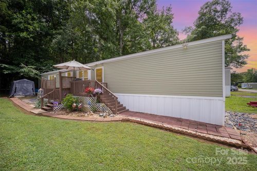 251 Birch Tree Rd, Clover, SC, 29710-8374 | Card Image