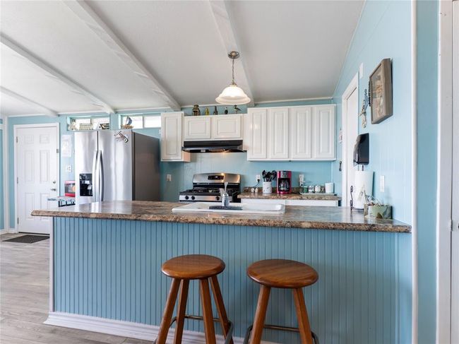 327 Bayshore Dr, House other with 3 bedrooms, 3 bathrooms and null parking in Palacios TX | Image 9