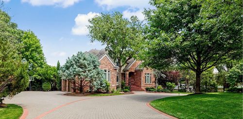 8304 E Bridlewood St, Wichita, KS, 67206-4404 | Card Image