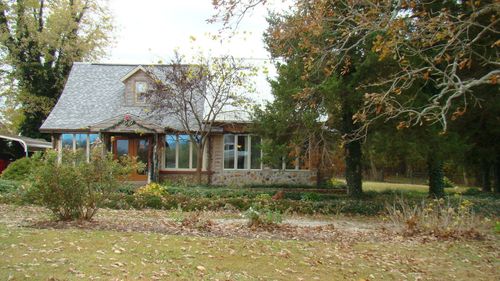 7702 County Road 2800, Mountain View, MO, 65548-8282 | Card Image