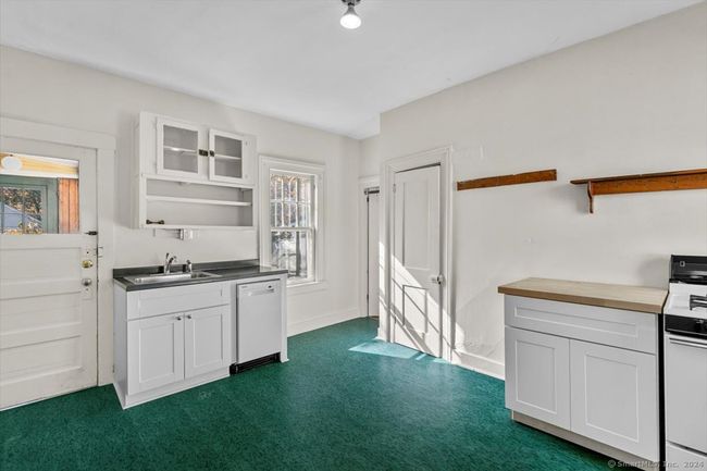 2nd floor rear apartment kitchen | Image 29