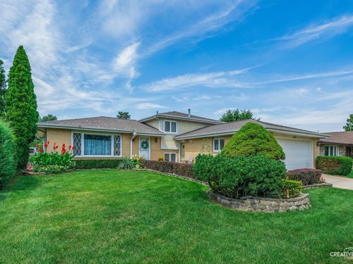 1408 Spruce Ln, Westmont, IL, 60559-3010 | Card Image