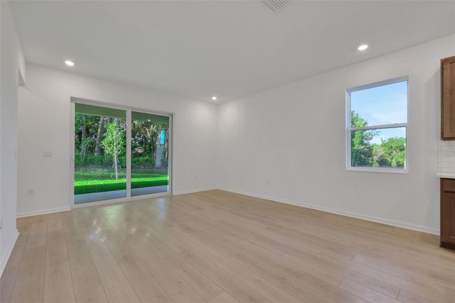 2980 Supermarine Loop, House other with 4 bedrooms, 3 bathrooms and null parking in TAVARES FL | Image 19