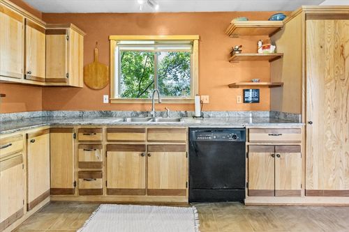 43 Baron Ln, Eureka, MT, 59917-9021 | Card Image