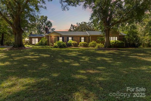 2880 Legion Rd, Smyrna, SC, 29743-8794 | Card Image