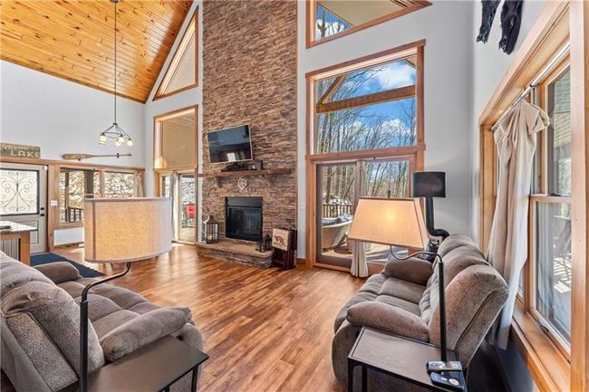 125 First St, House other with 3 bedrooms, 3 bathrooms and 2 parking in Confluence PA | Image 6