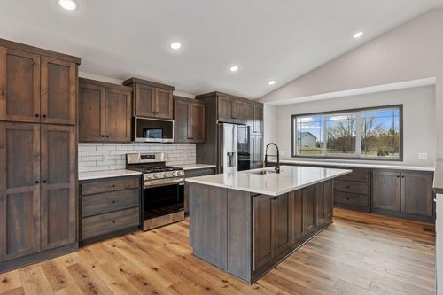21477 Cottonwood St Nw, Oak Grove, MN, 55011 | Card Image