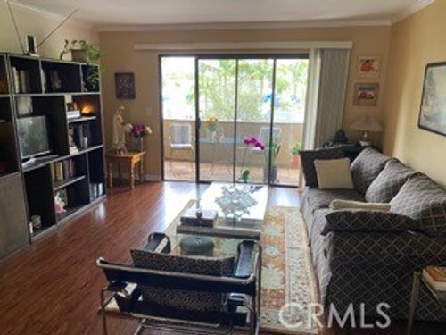 23-356 W California, Glendale, CA, 91203 | Card Image