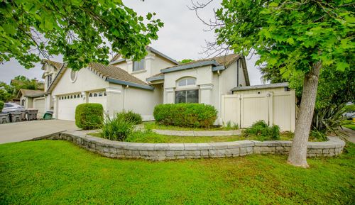 2 Clark Ct, Woodland, CA, 95776-9341 | Card Image