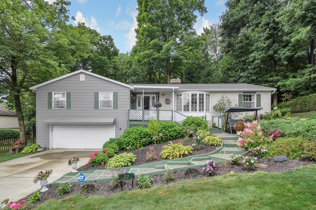 Canteberry Ln, Mansfield, OH 44906