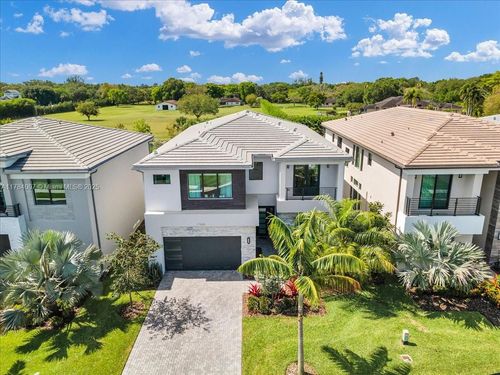 17628-17628 Sparkling River Rd, Boca Raton, FL, 33496-5639 | Card Image