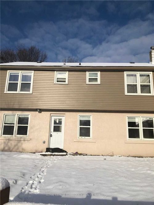 4-15 John St, Georgetown, ON, L7G2J6 | Card Image