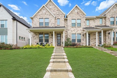 1013 Carnation Dr, Crowley, TX, 76036-4389 | Card Image