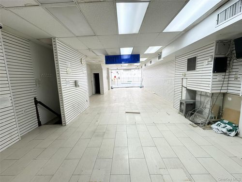 349 Grand St, New York, NY, 10002-4686 | Card Image