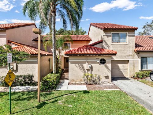 3251 Inverrary Blvd W, Lauderhill, FL, 33319-4986 | Card Image