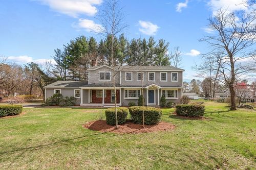 9 Metacomet Rd, Longmeadow, MA, 01106-3215 | Card Image