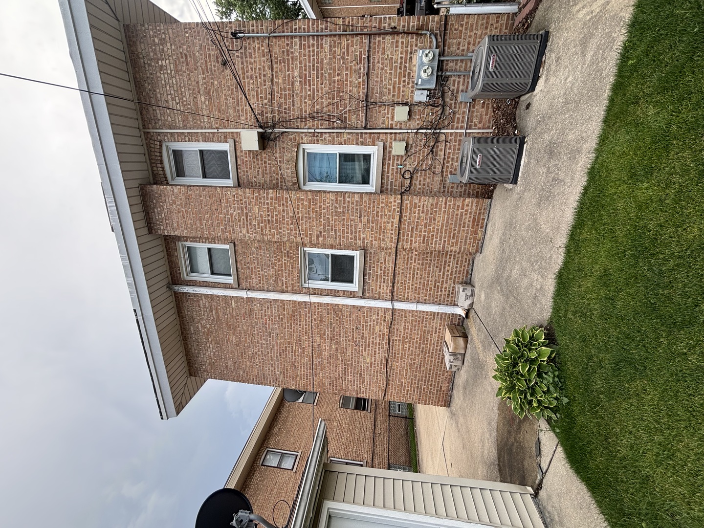 Residential Income in Evergreen Park 4