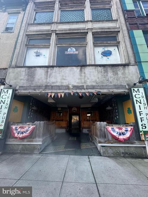 30 W Centre St, Mahanoy City, PA, 17948-2604 | Card Image