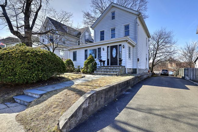 15 Quintard Ave, House other with 4 bedrooms, 2 bathrooms and null parking in Norwalk CT | Image 4