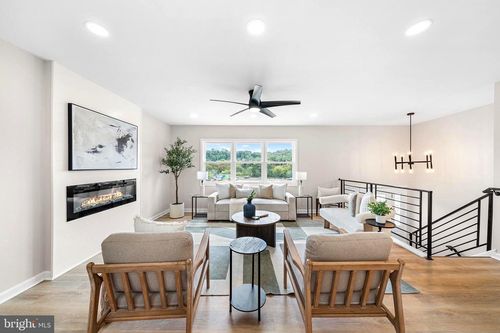 258 Tennessee Ave, CONSHOHOCKEN, PA, 19428-2628 | Card Image