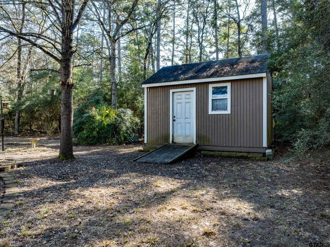153 Candlelight Cv, House other with 3 bedrooms, 2 bathrooms and null parking in Holly Lake Ranch TX | Image 16