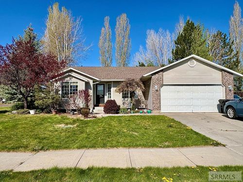 124 Tamarack Ave, Rexburg, ID, 83440-1808 | Card Image