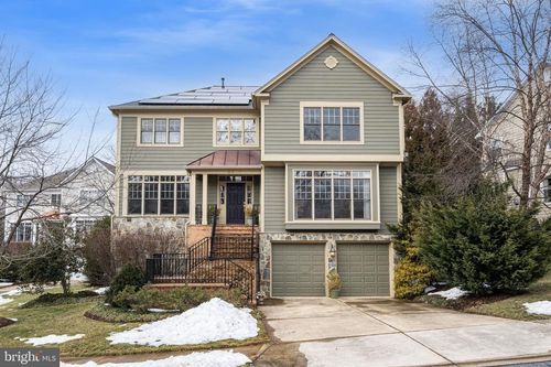 6907 30th St N, ARLINGTON, VA, 22213-1802 | Card Image