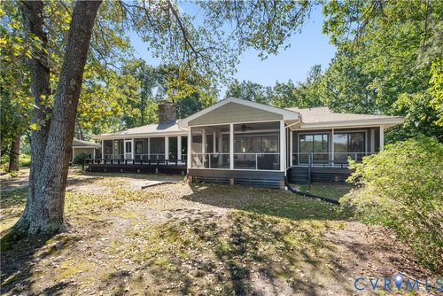1112 Bennett Farm Rd, Locust Hill, VA, 23092-9729 | Card Image