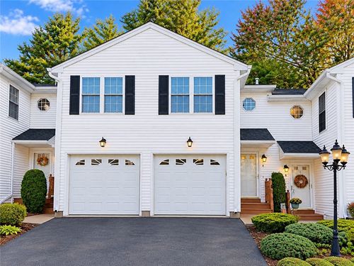8-450 Providence St, West Warwick, RI, 02893-1602 | Card Image