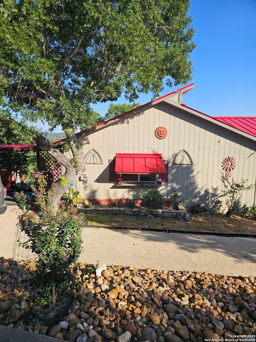 116 Debra Ln, Hunt, TX, 78024-3067 | Card Image