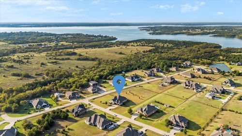 3930 Clear Water Ln, Nevada, TX, 75173-6244 | Card Image