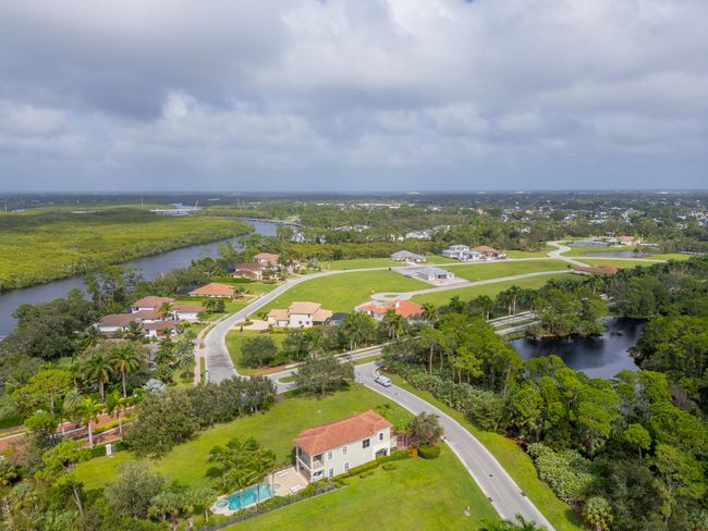 139 Se Via Bisento, House other with 3 bedrooms, 2 bathrooms and null parking in Port St. Lucie FL | Image 44