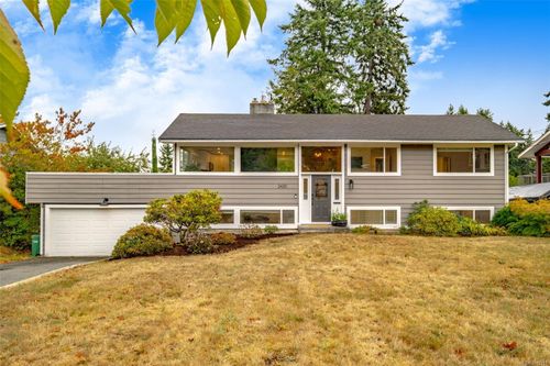2420 Glenayr Dr, Nanaimo, BC, V9S3R7 | Card Image