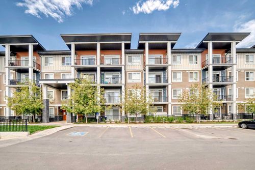 109-10 Walgrove Se, Calgary, AB, T2X4E3 | Card Image