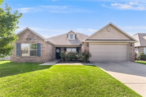 7307 Devonshire Ave, Springdale, AR, 72762-8464 | Card Image