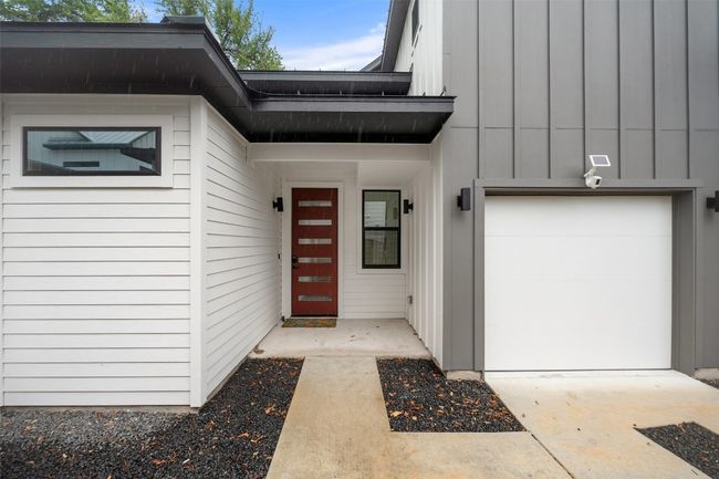 Charming B Unit tucked back on Stacy Lane in the 04! | Image 11