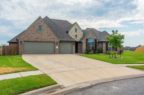 6323 N 25th St, Broken Arrow, OK, 74014-3521 | Card Image