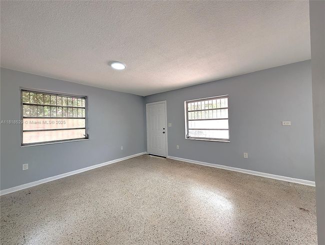 2281 - 2281 Sw 16 Th Ct, Home with 2 bedrooms, 1 bathrooms and null parking in Miami FL | Image 6