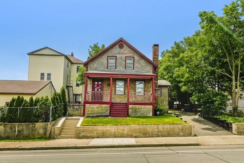 217 Brayton Ave, Fall River, MA, 02721-3611 | Card Image