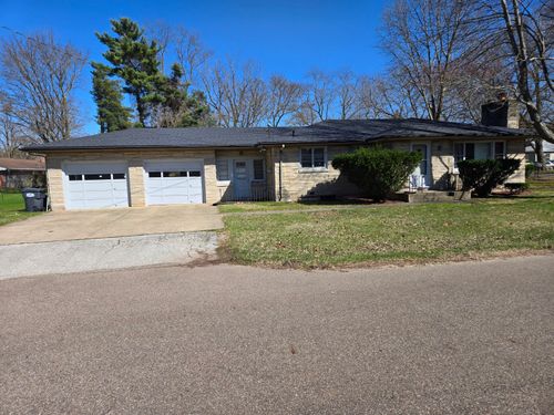 1547 Pontiac Rd, Benton Harbor, MI, 49022-6035 | Card Image