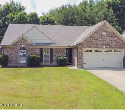 8621 Bonfire Dr, Southaven, MS, 38671-6400 | Card Image