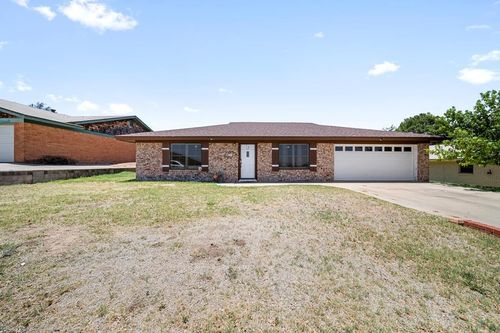 2806 Ann Dr, Big Spring, TX, 79720-6703 | Card Image