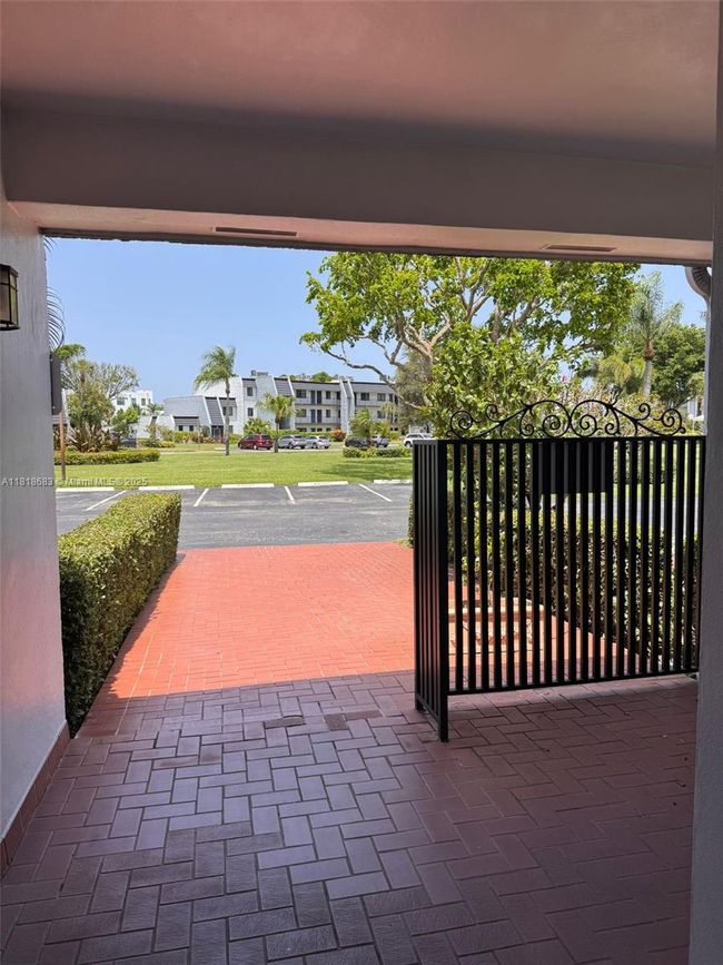 APT-306 - 4272 Deste Ct, Condo with 2 bedrooms, 2 bathrooms and null parking in Lake Worth FL | Image 19