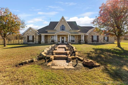 14550 E Reynolds Rd, Kiowa, OK, 74553-3064 | Card Image